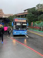 Taking bus to Jiufen