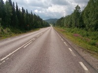 Afstandene er store og tit uden ret meget trafik.