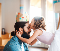 Apaként is vedd ki a részed a gyerekek körüli feladatokból! - Fotó: canva.com