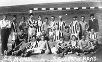 Fotografia zo zápasu ŠK Myjava - Olympia Brno krátko po vzniku myjavského klubu.