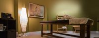 Sala donde se realizan tratamientos y consultas de naturopatía en Burgos