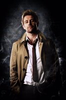 Matt Ryan como Constantine