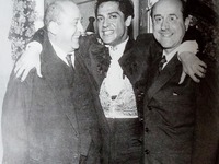 Con su hermano Jacinto y el bailarín Antonio