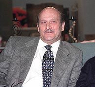 Agustín González