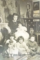 Cuca y sus cuatro hijos, antes de nacer Alejandro