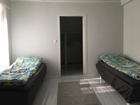 2 x double rooms.