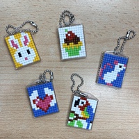3.2.2020 - Pixels přívěsky ke klíčům