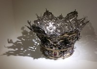 Couronne, statue XVIIe siècle, anonyme.