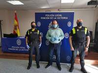 Entrega chalecos Policía Local Rincón de la Victoria