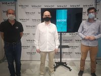 Antonio Toro, Pérez Atencia y Juan Carlos Muñoz en la presentación de la APP de playas de Vélez-Málaga