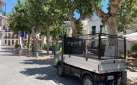 Camión de recogida de cartones en Nerja
