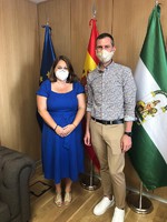 Natacha Rivas y Alberto Pérez Gil presentan el Plan Málaga para el municipio de Algarrobo