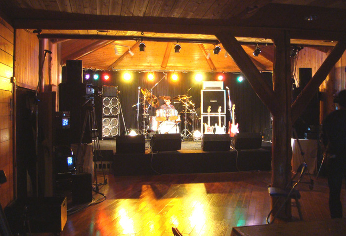 Studio Loghouse Studio Loghouse