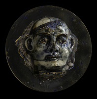 Medalion. Glazed porcelain. Ø: 60cm (approx) 2019