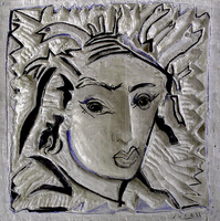 Medusa. Oak wood, oil paint, kaolin. 91 x 91 cm. 2001