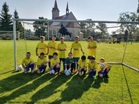 zleva stojí: Vilém Šulc, Matěj Kopecký, Jára Žižka, Lukáš Pejcha, Ondřej Čubič, dolní řada: Matěj Kozár, Jindra Žaba, Kuba Hlavatý, Alex Daniel, Filip Říha, Šimon Žižka a Maty Říha