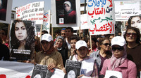 Protester mot artikel 475 efter Amina Filalis död i Marocko våren 2012.