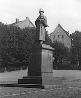 Kielland-statuen. Foto: Stavanger Byarkiv.