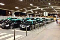 Taxis am Flughafen Lissabon