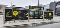 Lissabon Flughafen -Haltestelle des Shuttlebus zum Terminal 2