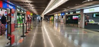 LissabonAirport -Mietwagen Agenturen in der Ankunftshalle