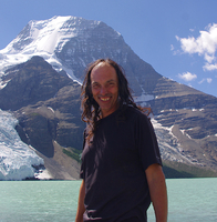 Arnie u Berg Lake, Mt. Robson v pozadí