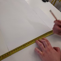 Viiriä suunniteltaessa keskusteltiin esimerkiksi siitä, mitkä materiaalit kestäisivät säätä parhaiten ja mitä aiheita viirissä voisi olla.