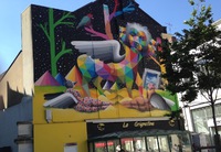 Placette Saint-Aubin : la plus exposée des fresques monumentales, Apocalypsis, de l'artiste Okuda..