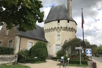 Classé monument historique, le château abrite un musée d'art et de traditions populaires.