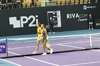 Natalia Vikhlyantseva (à gauche) et Vitalia Diatchenko ont enthousiasmé un public venu en nombre.