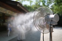 Ventilátor s vodní mlhou na terasu