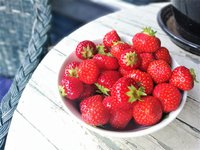 Maista mansikkaa! Punainen väri ruoassa auttaa myös balanssissa!
