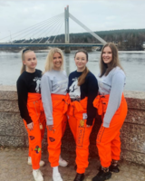 Vuoden 2021-2022 tuutorit Neea, Oonakaisa, Eveliina ja Pauliina