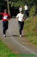 V. 2006, Rauhanlahden 10km. Tuhdissa kunnossa oltiin, kuvassa olen tuo oikean puoleinen - etualalla!