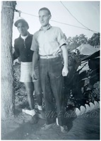 Met vriend Alfred Quilitz in Ismailia december 1946
