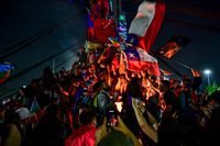 Festejo de la derrota de la constitución pinochetista. Chile, octubre 2020