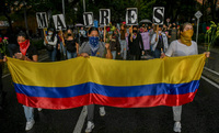 Mujeres durante una protesta contra el gobierno del presidente Iván Duque, en Medellín, Colombia, el 6 de mayo de 2021 Joaquin Sarmiento / AFP