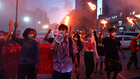 Protesta en Rangún contra el golpe de Estado en Myanmar. 29 de julio de 2021. AFP