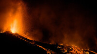 El volcán en erupción de La Palma en las islas Canarias, España, el 19 de septiembre de 2021. Jonathan Rodriguez / AP