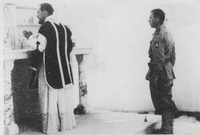 Padre Luciano Usai celebrando a Missa em Tobruch (Líbia) em 21 de junho de 1942.
