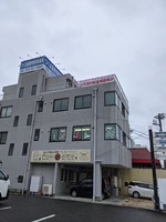 つくば特許ビル2F入口はこちらから