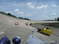 Juin 2010, les tricyclecars sur l'anneau
